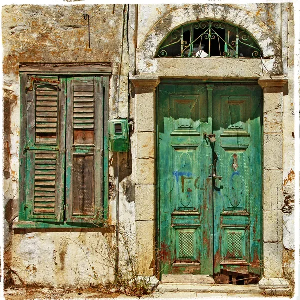 depositphotos_30116621-stock-photo-old-doors-greece (1)